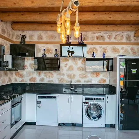 Luxury Honeymoon With Sea View Villa