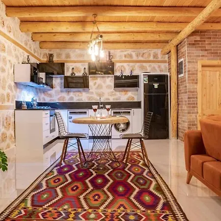 Luxury Honeymoon With Sea View