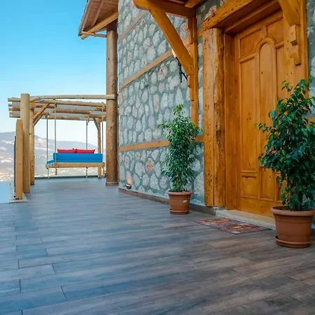 Luxury Honeymoon With Sea View