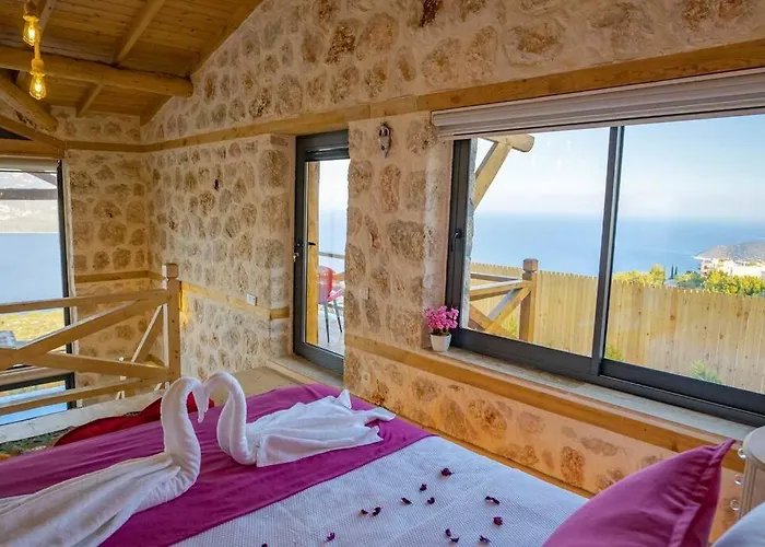 Luxury Honeymoon With Sea View Villa *