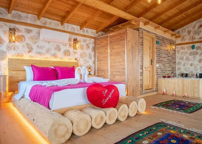 Luxury Honeymoon With Sea View Villa