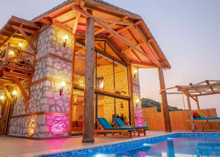 Luxury Honeymoon With Sea View